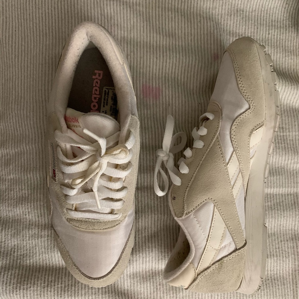 Retro reeboks! Worn once